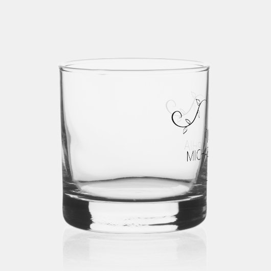 Gepersonaliseerde paar Monogram Namen Huwelijksgun Whisky Glas (Rechts)