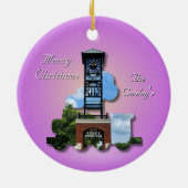 Gepersonaliseerde (Paarse) Foley Clock Tower & Tra Keramisch Ornament (Achterkant)