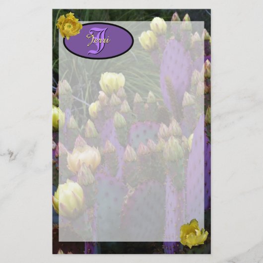 Gepersonaliseerde Paarse monogram Cactus Yellow Fl Briefpapier (Voorkant)