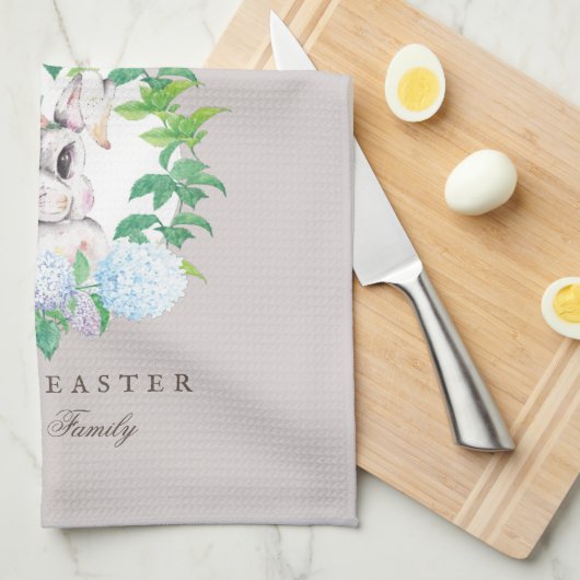Gepersonaliseerde Paashaas Bloemenkrans Theedoek (Quarter Fold)