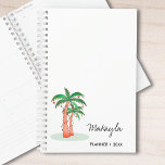 Gepersonaliseerde palmbomen planner<br><div class="desc">Deze gepersonaliseerde planner is voorzien van palmbomen, strijklichten met stijlvolle scripttypografie, het is gemakkelijk aan te passen. Originele Waterverf © Michele Davies.</div>