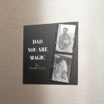 Gepersonaliseerde 'Papa je bent magisch' Twee vade Magneet<br><div class="desc">Vier de magie van het vaderschap met onze gepersonaliseerde 'Dad You Are Magic'-magneet! Dit unieke ontwerp heeft een strakke zwarte achtergrond, een gekoesterde foto van twee vaders en de oprechte boodschap 'Dad You Are Magic'. Voeg een speciaal tintje toe door het aan te passen met de namen van uw kinderen....</div>