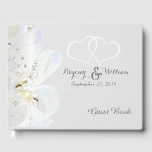 Gepersonaliseerde parels en kant bruiloft