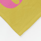 Gepersonaliseerde Pas getrouwd paar naam roze geel Fleece Deken (Hoek)