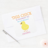 Gepersonaliseerde Pasen Geel Chick Allergie Alert Vierkante Sticker (Envelop)