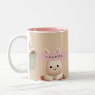 Gepersonaliseerde pastel macarons & amandelpatroon tweekleurige koffiemok