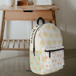 Gepersonaliseerde Pastel Sunshine Bedrukte Rugzak<br><div class="desc">Deze Kinder school rugzak is een echte droom die uitkomt voor kinderen, met subtiele pasteltinten van groen, geel, roze en crème. De tas is versierd met zonneschijnen, harten en regenbogen, waardoor het een vrolijke en opvallende toevoeging is aan elke schooloutfit. Niet alleen is het esthetisch aangenaam, maar het is ook...</div>