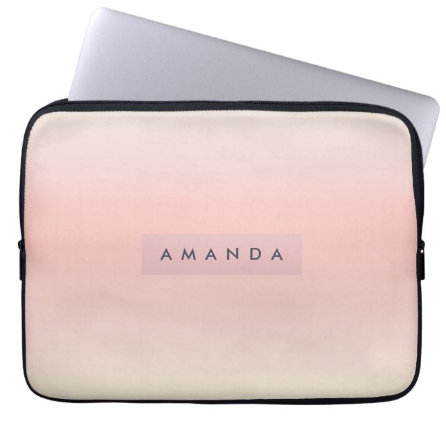 Gepersonaliseerde Pastel Warme Perzik Blush Fade Laptop Sleeve (Voorkant)