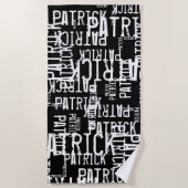 Gepersonaliseerde Patroon Typografie Namen op Zwar Strandlaken (Voorkant)