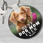 Gepersonaliseerde Pet Beste Hond Mama Foto Sleutelhanger<br><div class="desc">Geef de hondenmoeder in je leven een unieke aandenken met deze aangepaste dubbelzijdige "Best Dog Mom Ever" foto-sleutelhanger! Deze sleutelhanger is ontworpen voor hondenmoeders, vaders of dierenliefhebbers en laat je twee verschillende foto's van je harige vriend toevoegen - één voor elke kant - waardoor een echt speciaal accessoire ontstaat. Aan...</div>