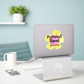 Gepersonaliseerde Pickleball Squad Bloem Gift Sticker (Laptop op bureau)