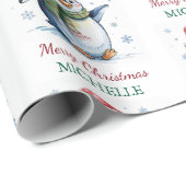 Gepersonaliseerde Pinguïn in Santa Hat Kerstmis Cadeaupapier (Rol Hoek)