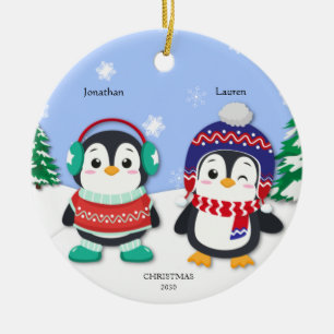 Gepersonaliseerde Pinguïn Jongen en Meisje Sneeuws Keramisch Ornament