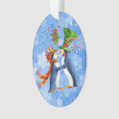 Gepersonaliseerde Pinguïn Paar Onder de Mistletoe Ornament (voorkant)