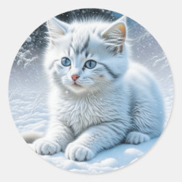Gepersonaliseerde pluizige witte kitten in sneeuw ronde sticker