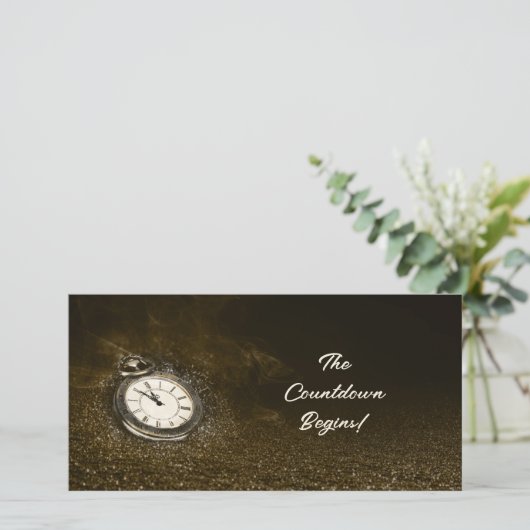 Gepersonaliseerde Pocket Watch Countdown Nieuwjaar Feestdagenkaart (Staand voorkant)