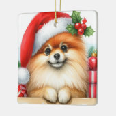 Gepersonaliseerde Pommerse Dragen van een Santa Ha Keramisch Ornament (Links)