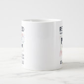 Gepersonaliseerde postarbeider in ruste grote koffiekop (Voorkant)