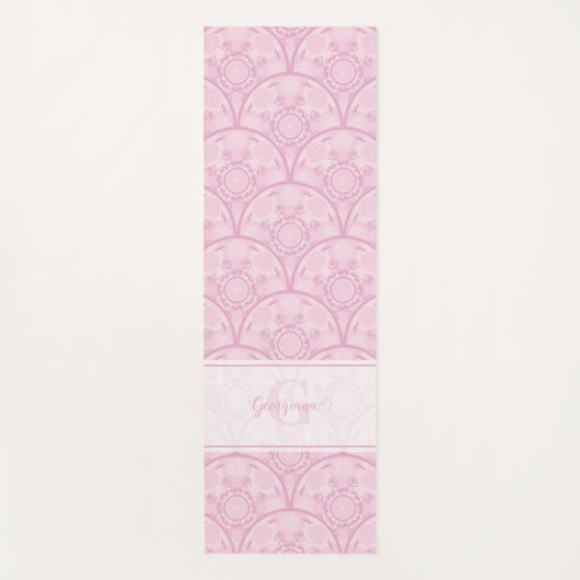 Gepersonaliseerde Preppy in roze Mandala Art Deco Yogamat (Voorkant)