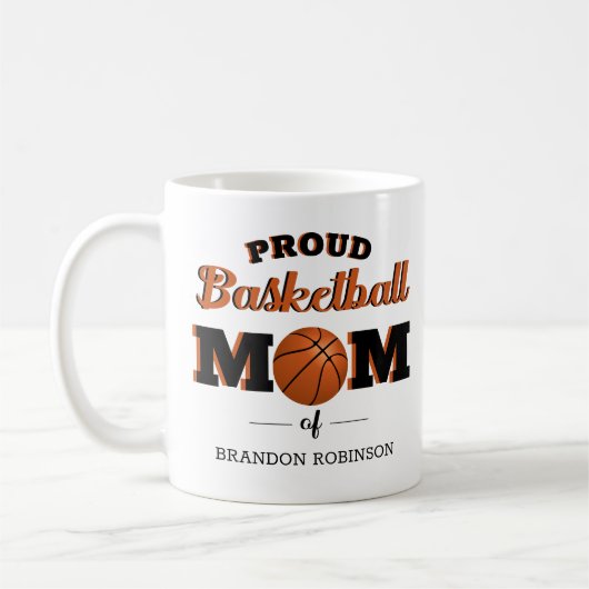 Gepersonaliseerde Proud Basketball Mam Koffiemok (Links)