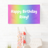 Gepersonaliseerde Rainbow Birthday Banner (Insitu)