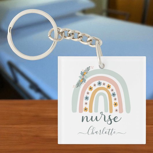 Gepersonaliseerde Rainbow Nurse Naam Gift voor Ver Sleutelhanger