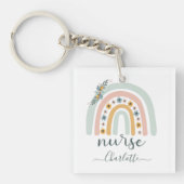 Gepersonaliseerde Rainbow Nurse Naam Gift voor Ver Sleutelhanger (voorkant)