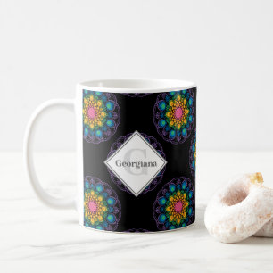 Gepersonaliseerde Regenboog Bloemen Polka Dot Mand Koffiemok