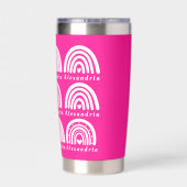 Gepersonaliseerde regenboog patroon heet roze geïsoleerde drinkbeker (Achterkant)