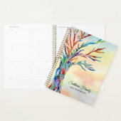 Gepersonaliseerde regenboogboom 2022 Familiemateri Planner (Display)