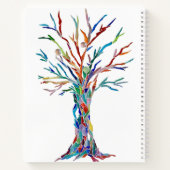 Gepersonaliseerde regenboogkleurige boom notitieboek (Achterkant)