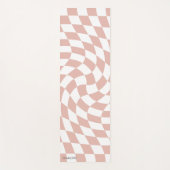 Gepersonaliseerde Retro Dusty Pink Wavy Checkered Yogamat (Voorkant)
