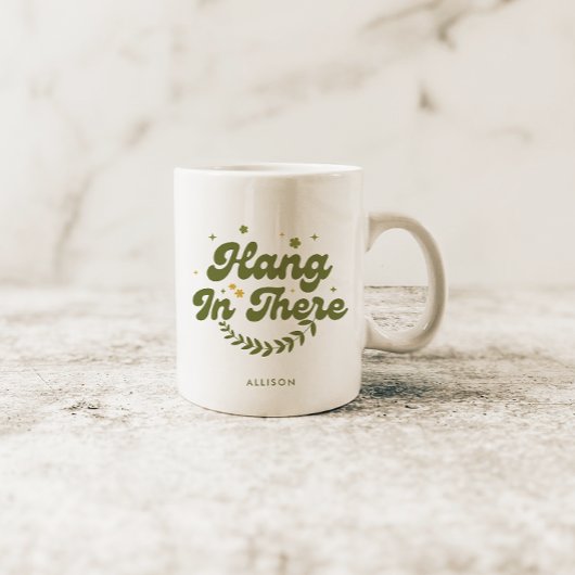 Gepersonaliseerde Retro Floral 'Hang in There' Quo Koffiemok