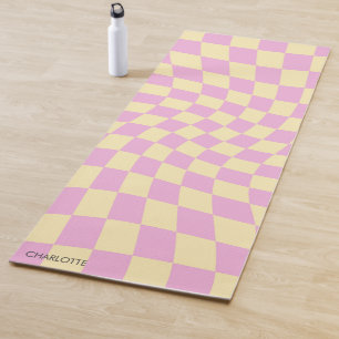Gepersonaliseerde retro pastel verwrongen geruit yogamat