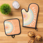 Gepersonaliseerde Retro Rainbow Pastel Ovenwant & Pannenlap Set (Top down)