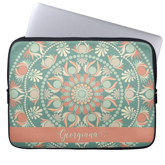 Gepersonaliseerde  Retro Sage en Sand Mandala Laptop Sleeve (Voorkant)