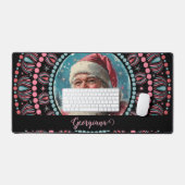 Gepersonaliseerde Retro Santa Pinkmas Floral Manda Bureaumat (Keyboard & Muis)