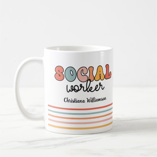 Gepersonaliseerde retro sociaal werker koffiemok (Links)