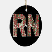 Gepersonaliseerde RN Nurse Eerste Jaar Kerst Keeps Keramisch Ornament (Rechts)