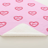 Gepersonaliseerde rode harten boven  roze sherpa deken (3/4)