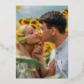 Gepersonaliseerde Romcom Poster Foto Sla de datum Folie Uitnodiging (Achterkant)