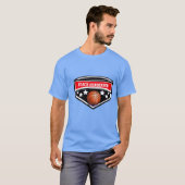 Gepersonaliseerde rood, zwart en wit basketbal coa t-shirt (Voorkant volledig)