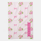 Gepersonaliseerde Roze Coquette Meisjesachtige Str Theedoek (Verticaal)
