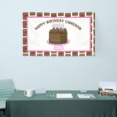 Gepersonaliseerde roze en bruine Happy Birthday Spandoek (Beurs)
