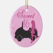 Gepersonaliseerde roze en zwarte auto zoet 16 Zest Keramisch Ornament (Rechts)