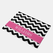 Gepersonaliseerde roze en zwarte Chevron Deurmat (Schuin)