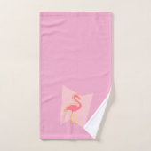 Gepersonaliseerde Roze Flamingo Mid-Century Modern Bad Handdoek (Handdoek)