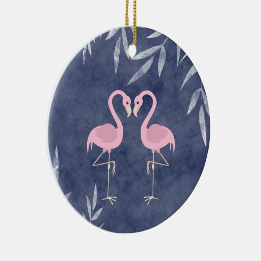 Gepersonaliseerde roze flamingo paar tropische str keramisch ornament (Rechts)