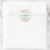Gepersonaliseerde Roze Groene Bloemen Spray Ronde Sticker (Tas)