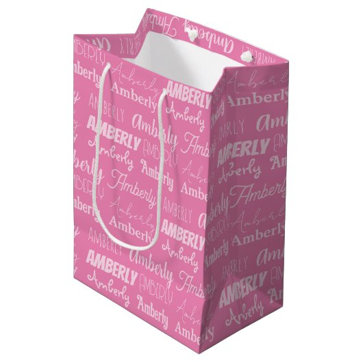Gepersonaliseerde Roze Meisjes Naam Collage Leuke  Medium Cadeauzakje (Voorkant Gekanteld)